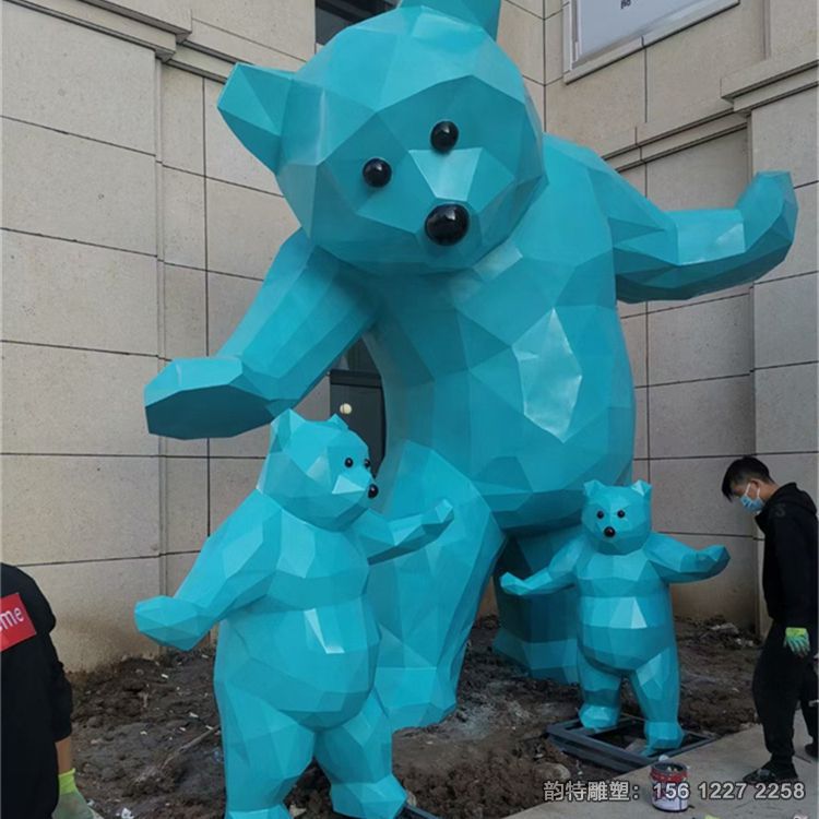 藍(lán)色不銹鋼熊雕塑,幾何切面熊雕塑加工定做 藍(lán)色不銹鋼熊雕塑,幾何切面熊雕塑加工定做